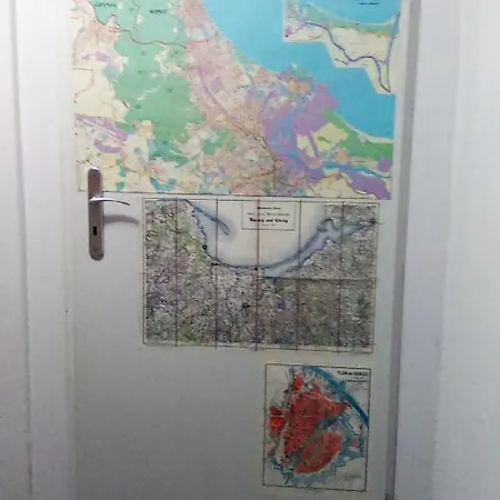 Alexandria Apartament *